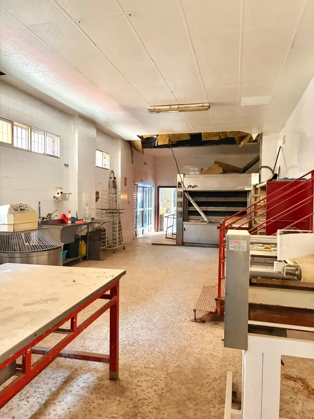 Local comercial en esquina de 126 m2 en el centro de Era Alta — 11