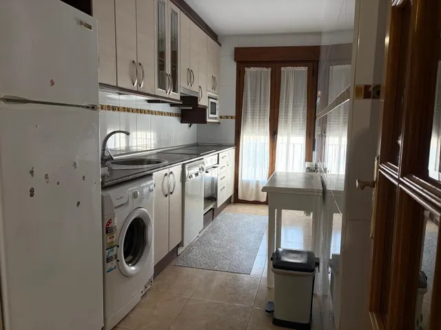 ESTUPENDA CASA PARA ALQUILAR — 4