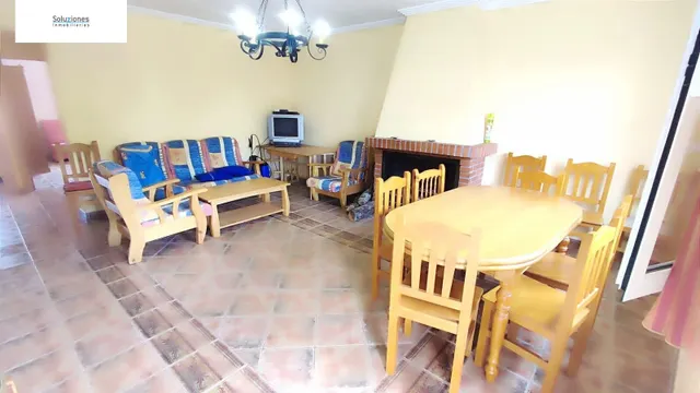 PLANTA BAJA DE CASA DE PUEBLO CON PATIO EN CUCHARAL — 13