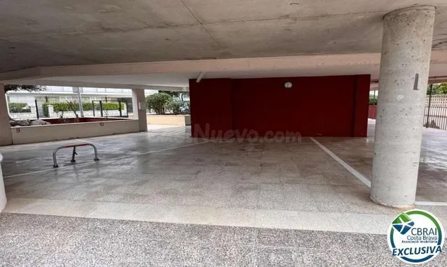 Plaza de aparcamiento en venta - Centro Comercial Santa Marg - foto 4