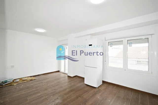 PISO REFORMADO POR COMPLETO A SOLO 50m DE LA PLAYA – REF 197 - foto 4