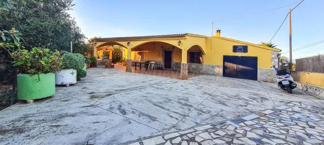 Chalet unifamiliar con árboles frutales en Urb. es Pinaret, Marratxí — 3