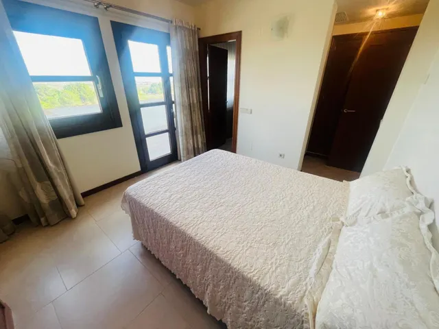 Villa 4 habitaciones 360m² en venta - Jerónimo Y Avileses — 28