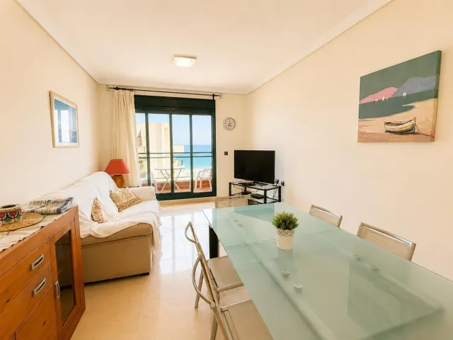 Ático dúplex con vistas frontales al mar y amplio solárium en Guardamar del Segura — 8