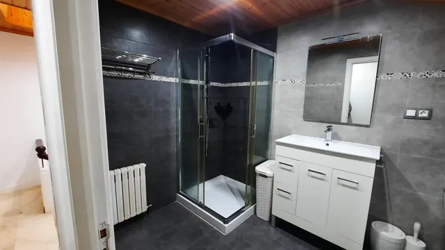 Chalet adosado con finca en Neda — 27