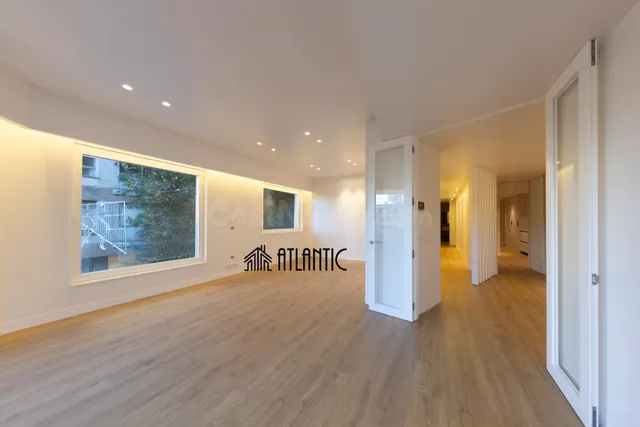 Piso 3 habitaciones 144m² en venta - Corte Inglés - foto 2