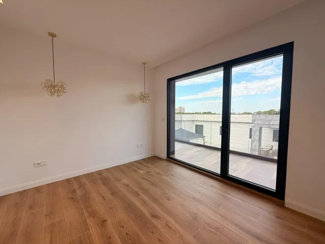 Exclusivo Chalet de Diseño en El Bosque, Villaviciosa de Odón - Lujo y Confort — 24