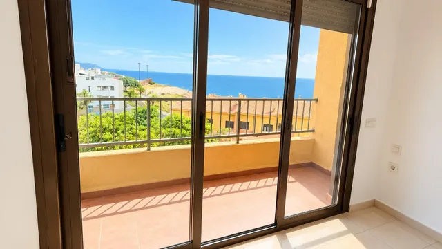 Tinercasa. adosado en acorán con vistas al mar, 4 dormitorios, gran terraza y 2 plazas de garaje — 25