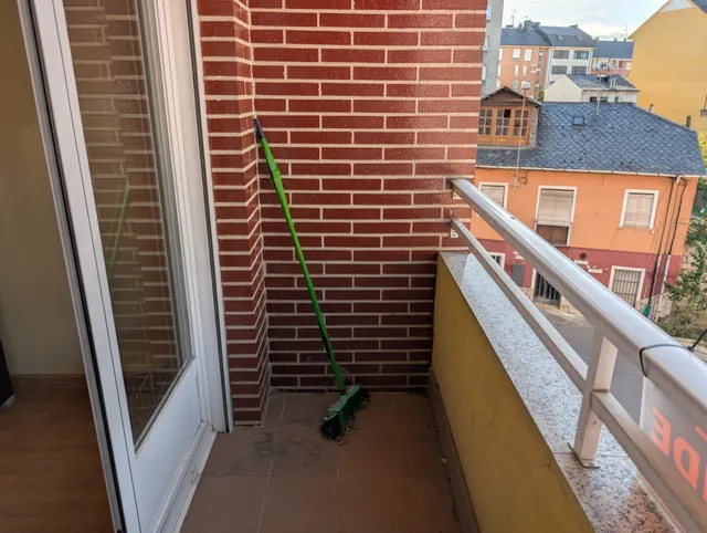 Se vende apartamento en flores del sil Ponferrada — 13