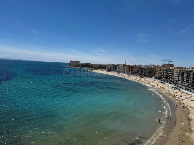 Fantastico adosado con solarium y terraza privados, muy soleado — 32