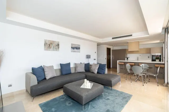 Apartamento de lujo con vistas al mar en Los Arqueros Golf — 5