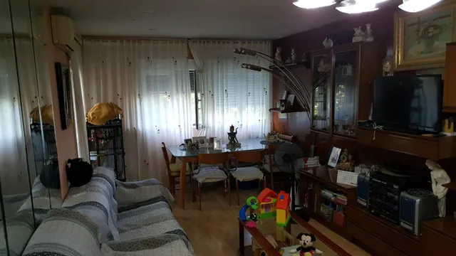 Amplio Piso en Orcasitas, Madrid — 19