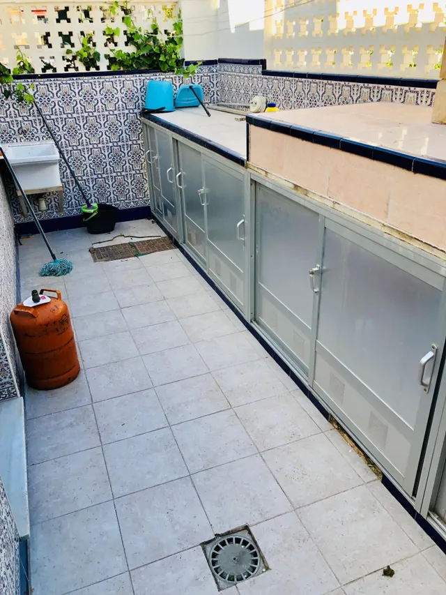 Villa en Guardamar. Primera línea con acceso directo a la playa — 38