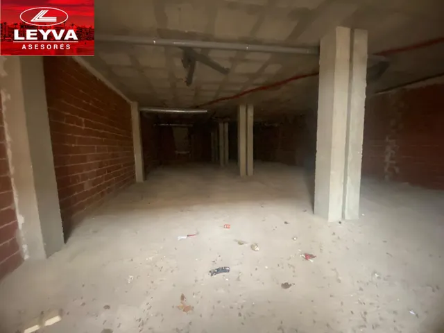 LOCAL COMERCIAL EN VENTA — 26
