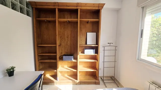 Alquiler de habitaciones por temporada en chalet con piscina de Villanueva de la Cañada (Madrid). — 14