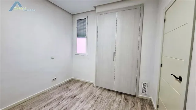 Piso en alquiler en Don Jaime I — 12
