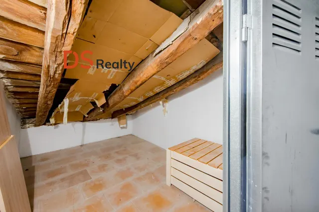 Ds realty presenta | piso 3+1 con dos balcones en malasaña. — 37
