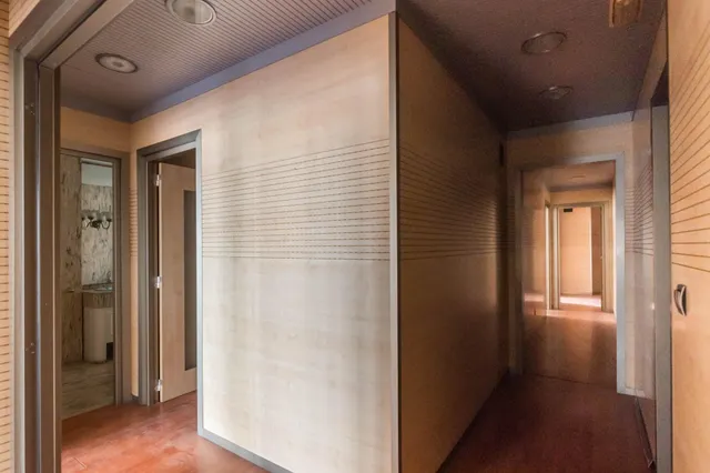 Amplio Piso en Venta en el Corazón de Murcia por €600,000 — 26