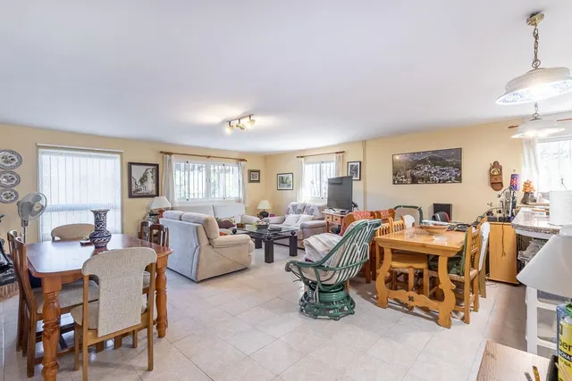Chalet independiente con muchas posibilidades en Gojar. — 29