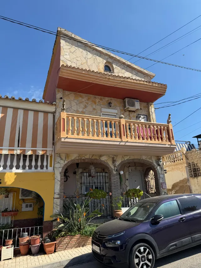Casa mata de 3 plantas en Santa Amalia — 37