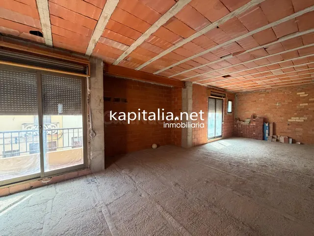 EDIFICIO EN EXCLUSIVA EN VENTA EN LA FONT DE LA FIGUERA. - foto 5