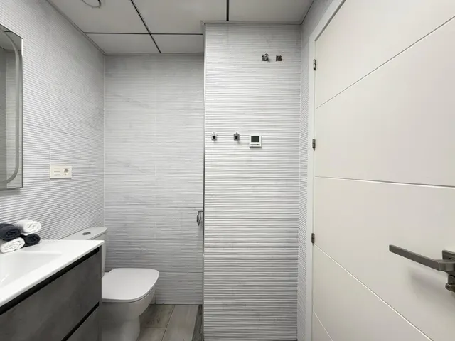 Apartamento 1 habitación 60m² en venta - Estacion de autobuses — 24