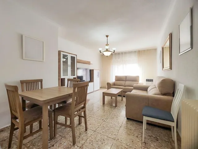 Piso en venta en Calle Menendez Pelayo — 8