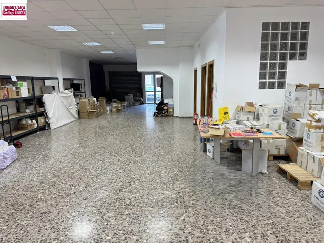 VENTA  DE LOCAL COMERCIAL EN BENIFAIO (VALENCIA) — 6