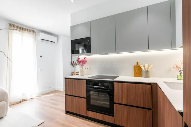 Ático con terraza de 20 m2 - foto 4