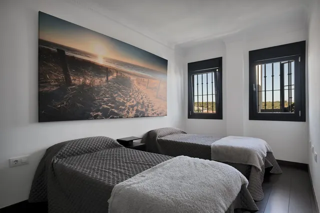 Chalet 4 habitaciones 292m² en venta - Playa la alcaidesa — 30