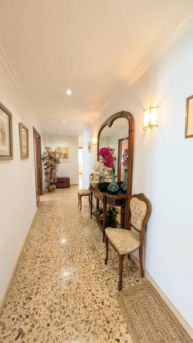 Reina victoria, junto al hiperber, 150 m2, 4 dormitorios, 2 baños, séptima planta con ascensor — 9