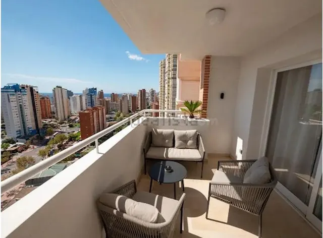 PISO EN AVD. MUNICIPI BENIDORM