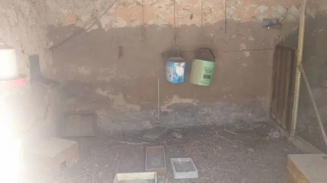 CASERON  DE PUEBLO PARA REFORMAR — 17