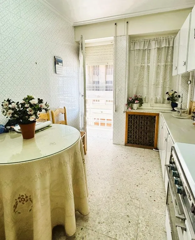 Espectacular Casa y Solar en el Corazón de Cacabelos — 17