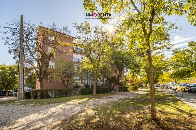 Inmorenta vende piso de 106 m2 en ciudad pegaso en el distrito de san blas - canillejas — 29