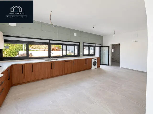 ESPECTACULAR VILLA CON 5 DORMITORIOS Y 4 BAÑOS, 450 M2 Y 3600 M2 DE PARCELA EN BENIDORM — 15