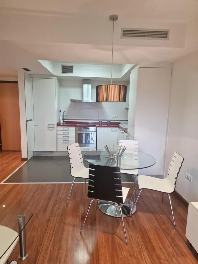 Piso de un dormitorio, amueblado, con plaza de garaje en la Ciudad de las Artes y las  Ciencias — 15