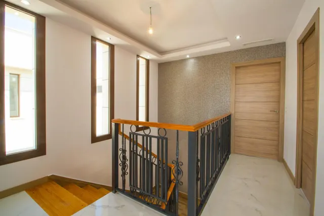 Se venden 2 maravillosas viviendas de obra nueva, zona Sierra Cortina- PRECIO NEGOCIABLE — 29