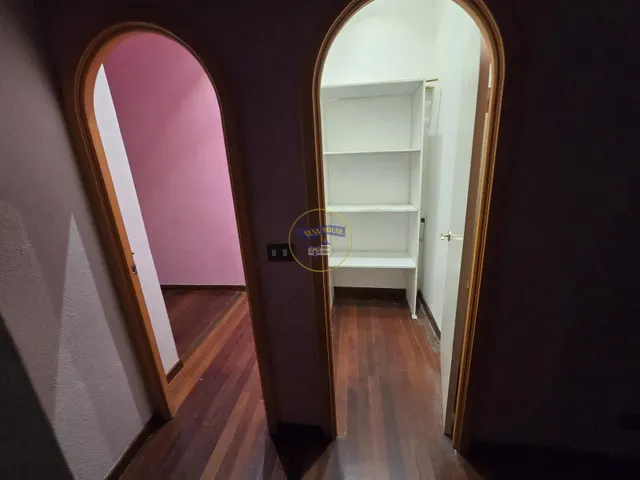 Amplio local comercial en zona de paso — 13