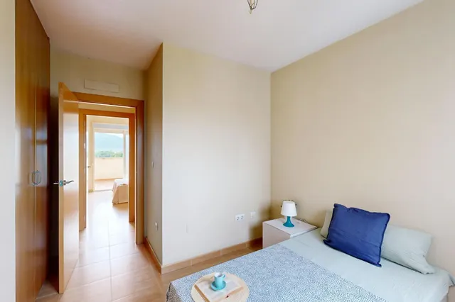 Un ático para estrenar. Una terraza para disfrutar. Una vida por comenzar. — 36