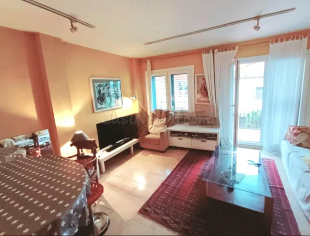Encanto y comodidad en el corazón de Palafrugell. Una casa a - foto 3