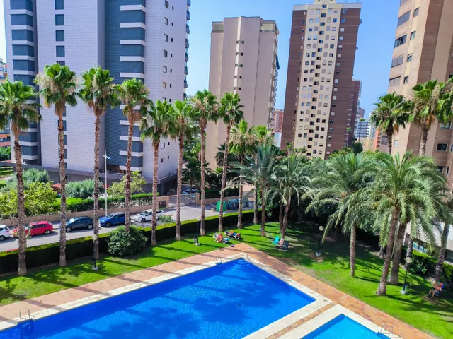 Apartamento para entrar a vivir, con parking y piscina. Zona Av Europa - Pza Triangular www.inmobiliarialesdune.com — 22