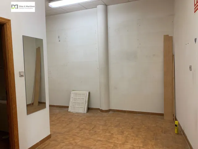 Local acondicionado e insonorizado en Avda Mariano Andrés — 15