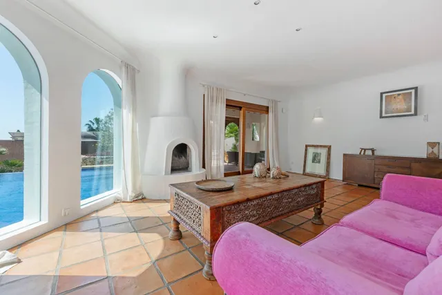 Villa de Estilo Finca Mediterránea con Vistas al Mar en Moraira — 11
