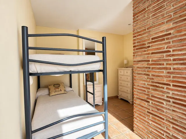 VIVIR EN LOS BOLICHES CON 130 M2 DE ESPACIO EXTERIOR — 28