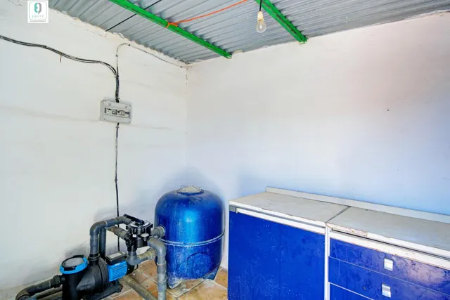 CHALET CON PISCINA EN CORTIJO PRETEL (ALBOLOTE) — 29