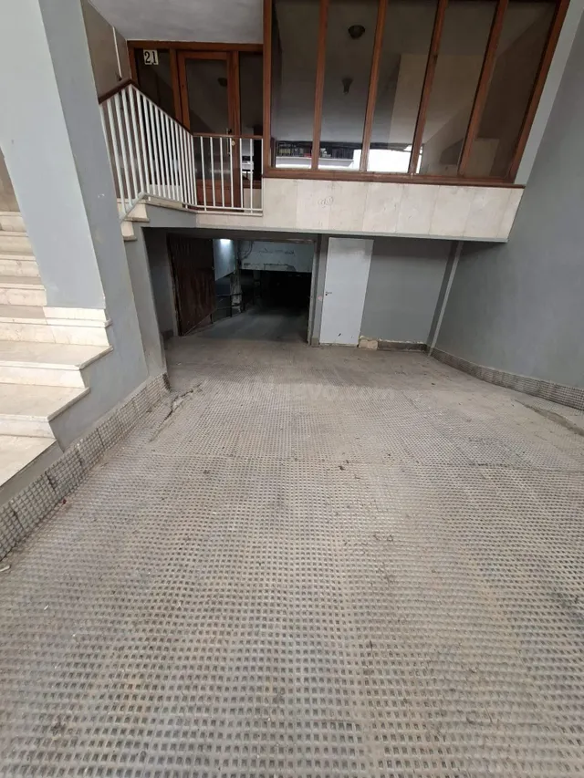 Se alquila plaza de garaje — 5