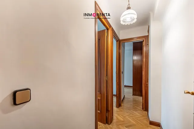 Avenida marqués de corbera — 11