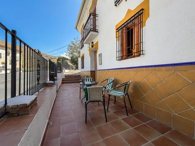 Casa independiente en la entrada de Pinos Genil. (A 10 minutos de Granada) — 29
