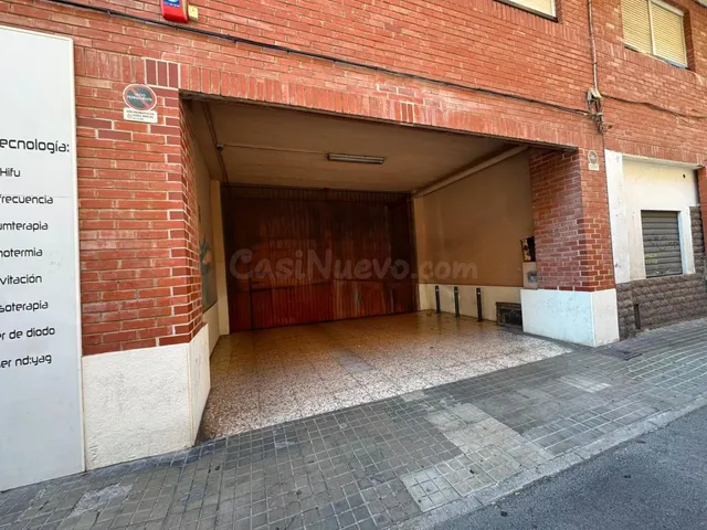 PLAZA DE GARAJE EN VENTA EN ELCHE CENTRO – EDIFICIO LA ZAPAT - foto 2